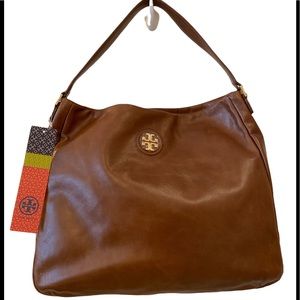 ⭐️NWT⭐️Tory Burch City Hobo Bag